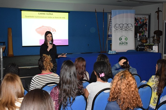 Carne Suína é destaque em semana da nutrição de faculdade de Vitória - ES