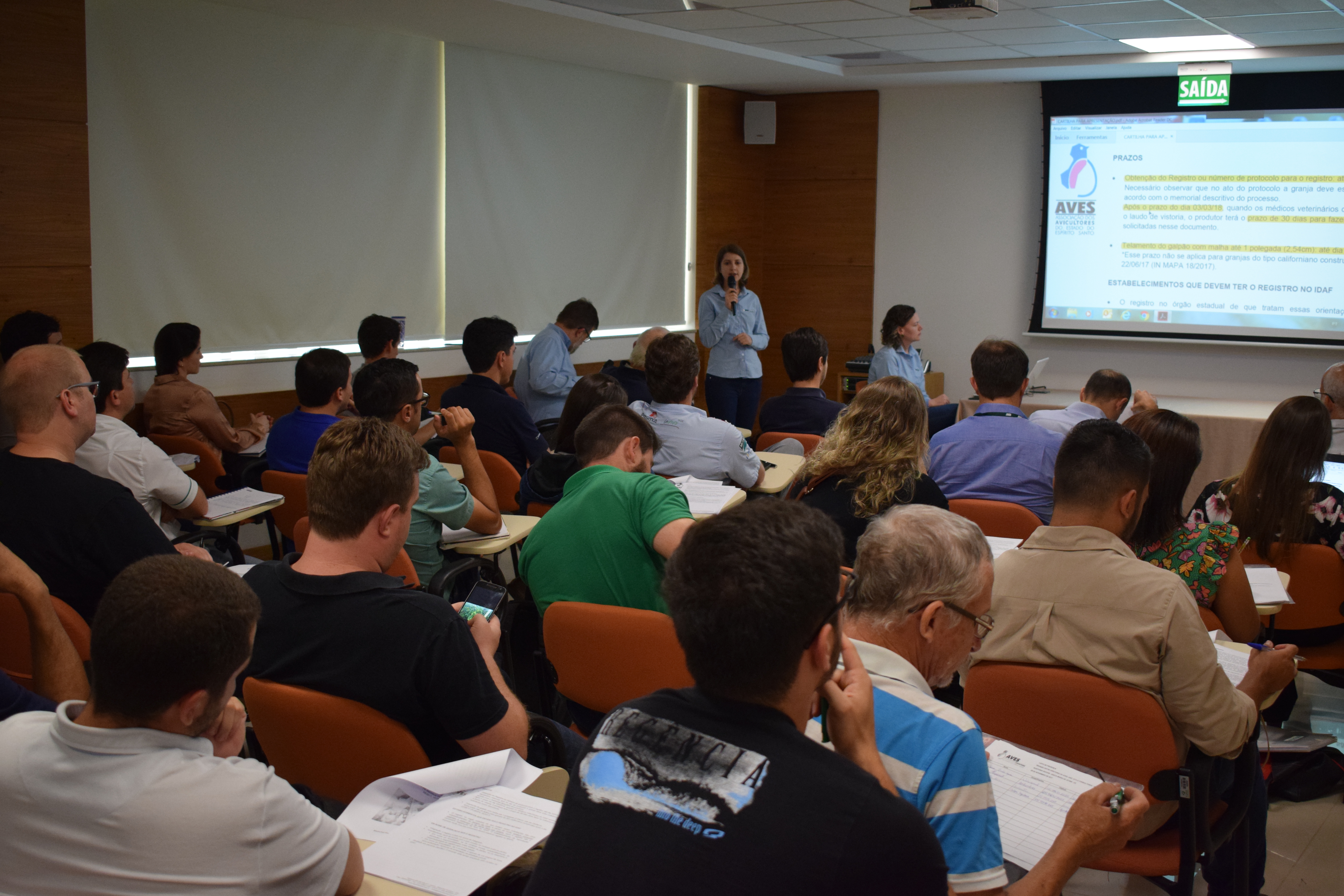Registro de Estabelecimentos Avícolas é tema de encontro entre AVES, Idaf e Responsáveis Técnicos