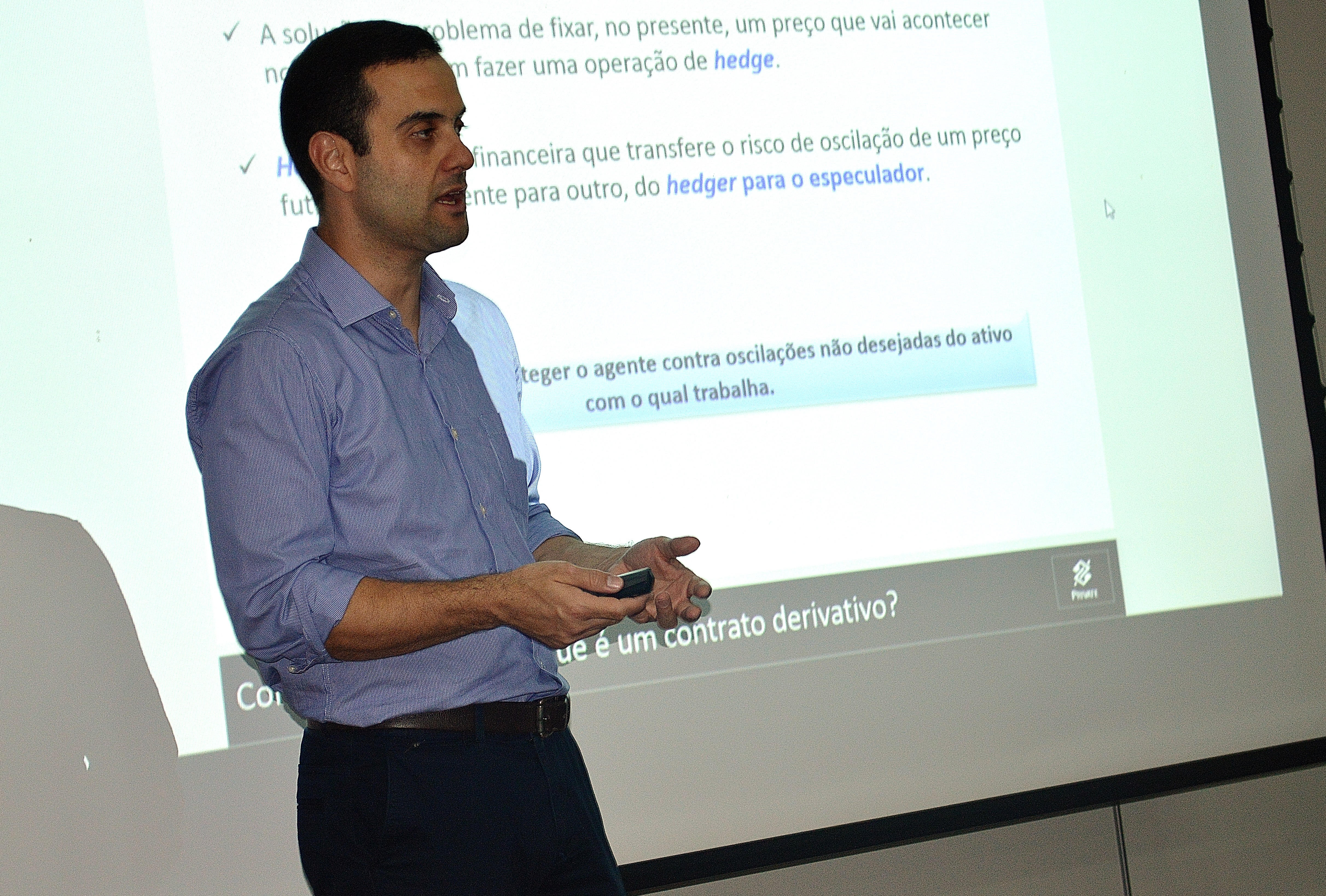 Palestra técnica apresenta formas de proteção a produtores rurais