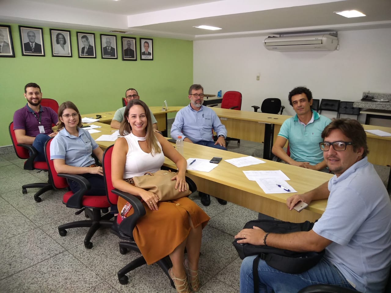 AVES e CRMV-ES fazem parceria para realização de curso sobre estabelecimentos de ovos e derivados