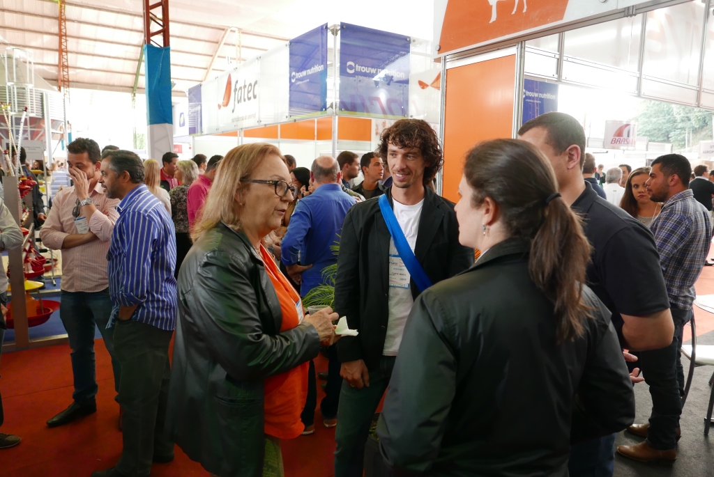 FAVESU: Conheça os apoiadores institucionais de uma das maiores feiras de avicultura e suinocultura do Brasil