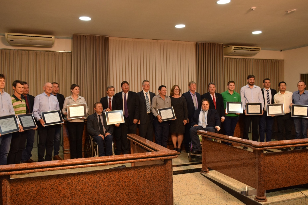 Vencedores dos concursos de qualidade de ovos da 5ª Favesu são homenageados em Santa Maria de Jetibá