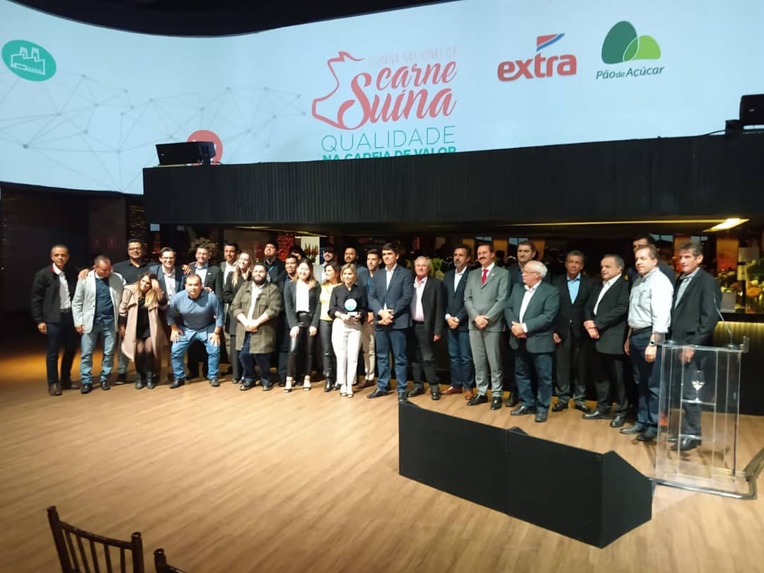 ASES marca presença no lançamento oficial da Semana Nacional da Carne Suína