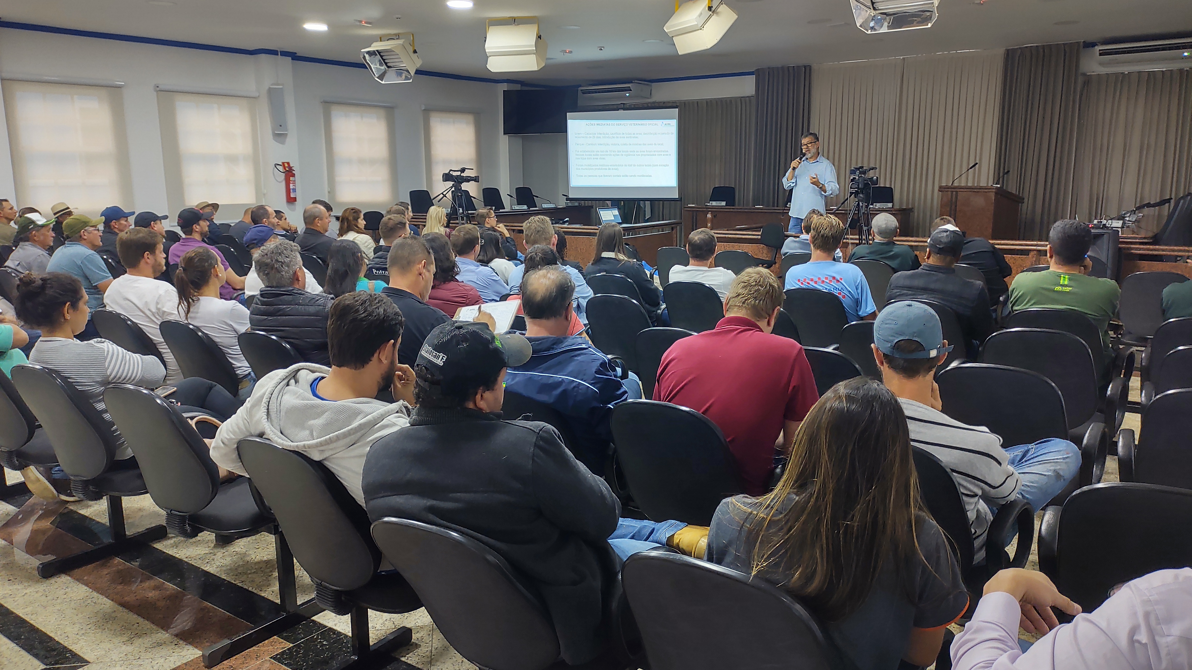 AVES reforça orientações sobre a Influenza Aviária para produtores e RT’s de Santa Maria de Jetibá