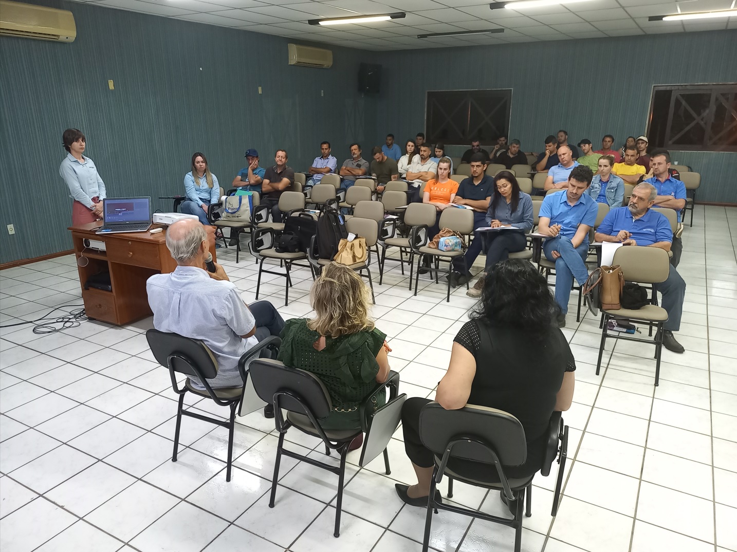 ASES, ABCS e Mapa promovem seminário de fábrica de ração em Marechal Floriano