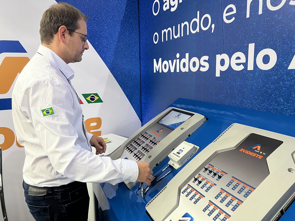 IA impulsiona produtividade de frango, ovos e suínos no Espírito Santo
