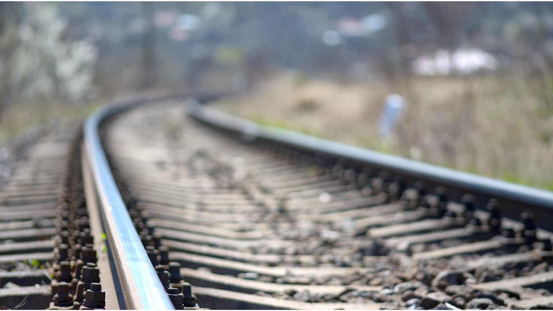 Por acordo mais vantajoso, governo avalia relicitar ferrovia que passa pelo ES