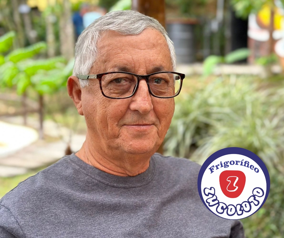 Jovem Martin Zucoloto e Osmar Francisco Zucoloto (Mazinho) - Granja Zucoloto