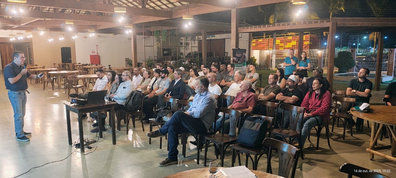 Suinocultores participam do segundo módulo do Qualificases 2025 em Conceição do Castelo