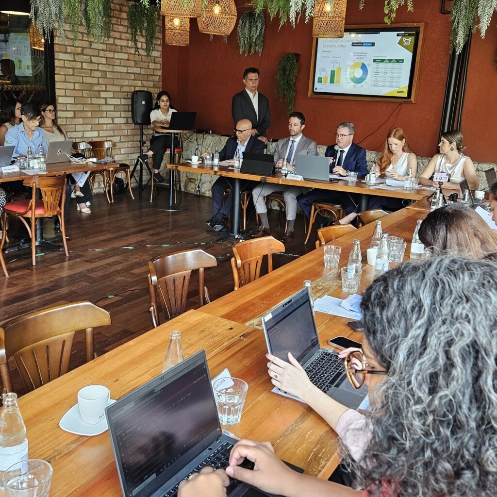 Brasil fecha ano com crescimento em produção, consumo e exportações de carne de frango, carne suína e ovos, aponta a ABPA