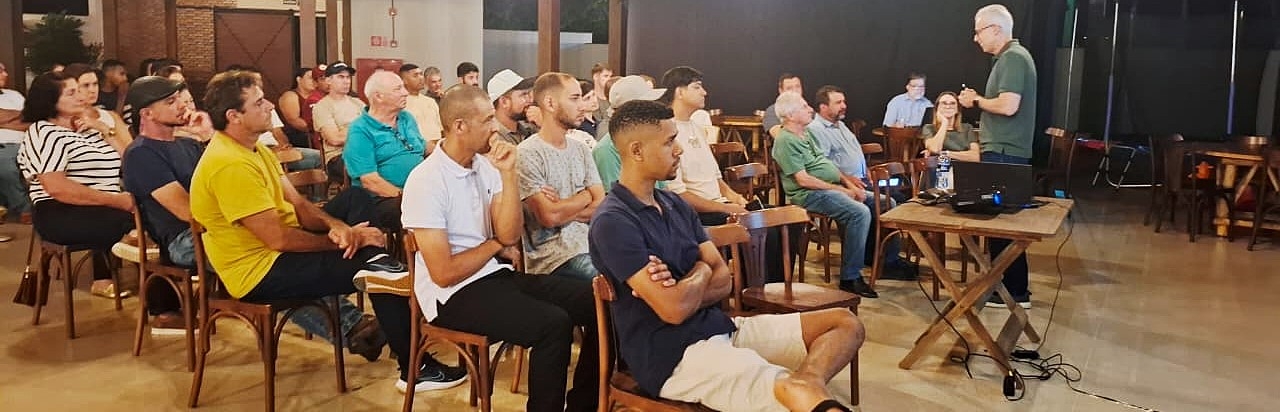 Primeiro módulo do Qualificases 2026 reúne suinocultores em Conceição do Castelo