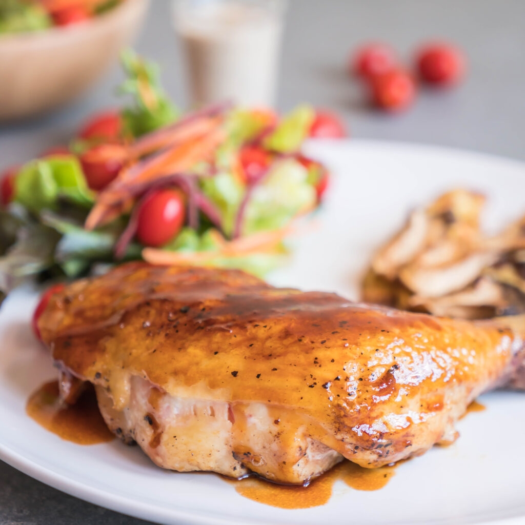 Exportações de carne de frango fecham primeiro semestre com recorde histórico em volume e receita